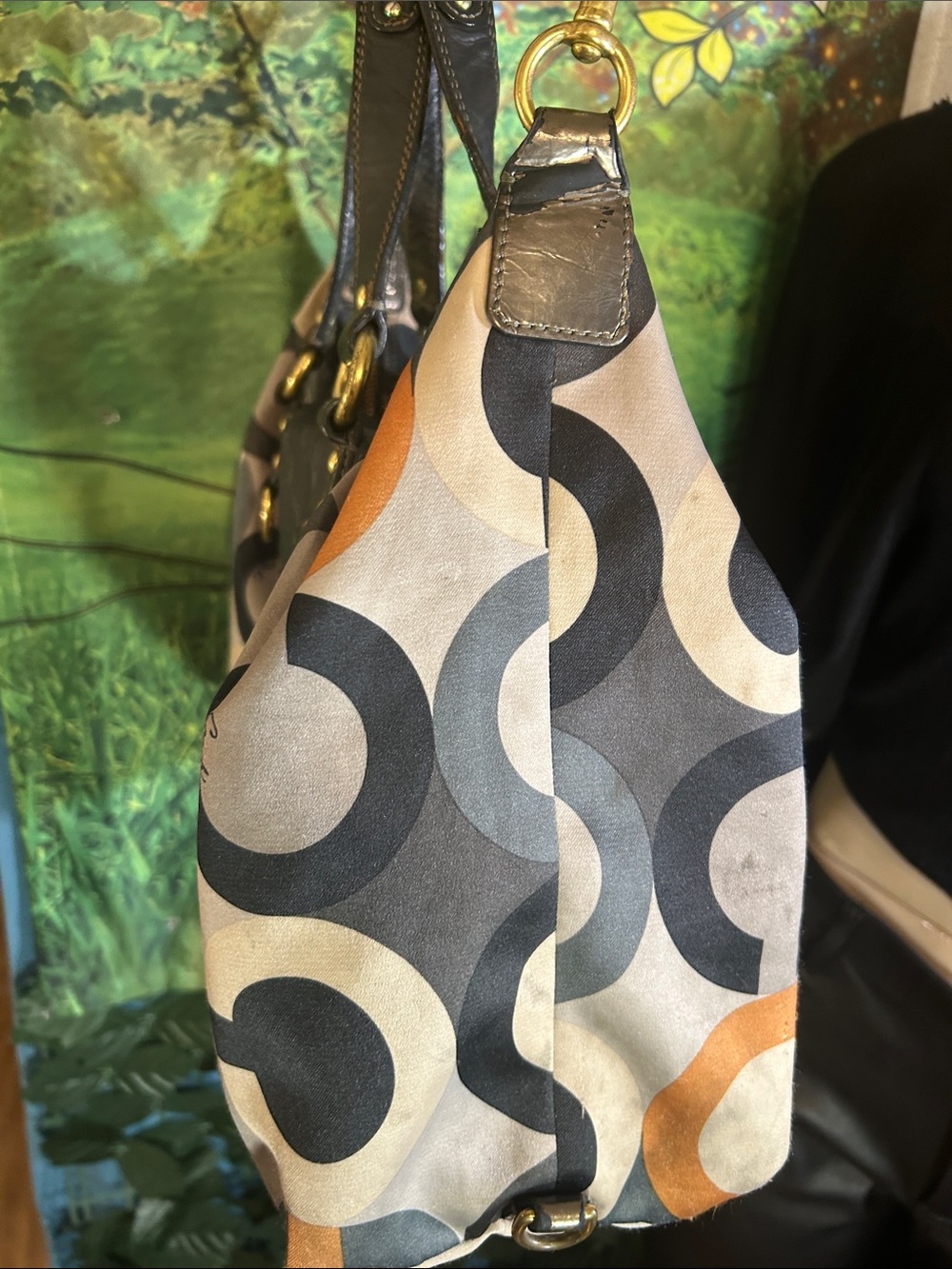 Coach Madison Graphic Multi Color Op Art Shoulder Bag:USED!VIEW ALL PICS B/4 Buy - Picture 5 of 13